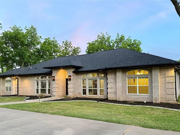 9908 Air Park Drive, Granbury, TX 76049