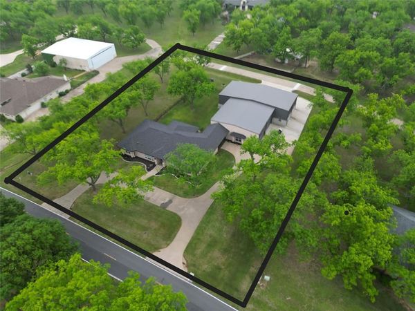 9908 Air Park Drive, Granbury, TX 76049