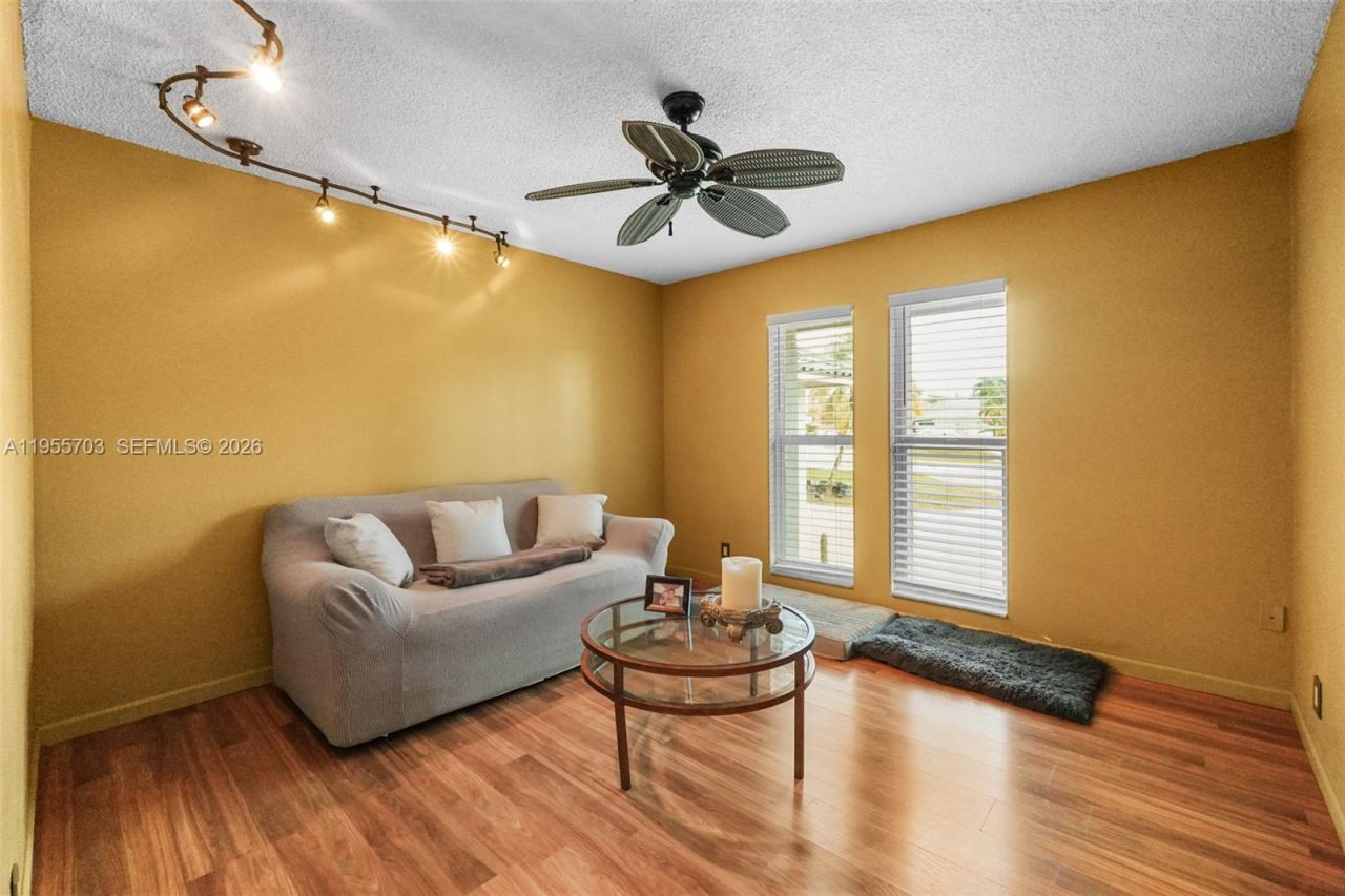 6975 Bianchini Circle, Boca Raton, FL 33433 Photo