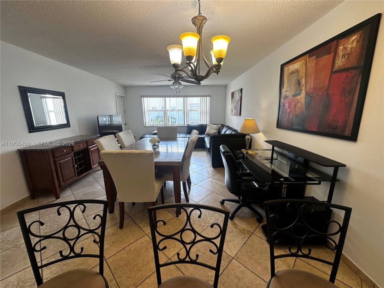 410 SE 2nd St , Unit 308, Hallandale Beach, FL 33009 Photo