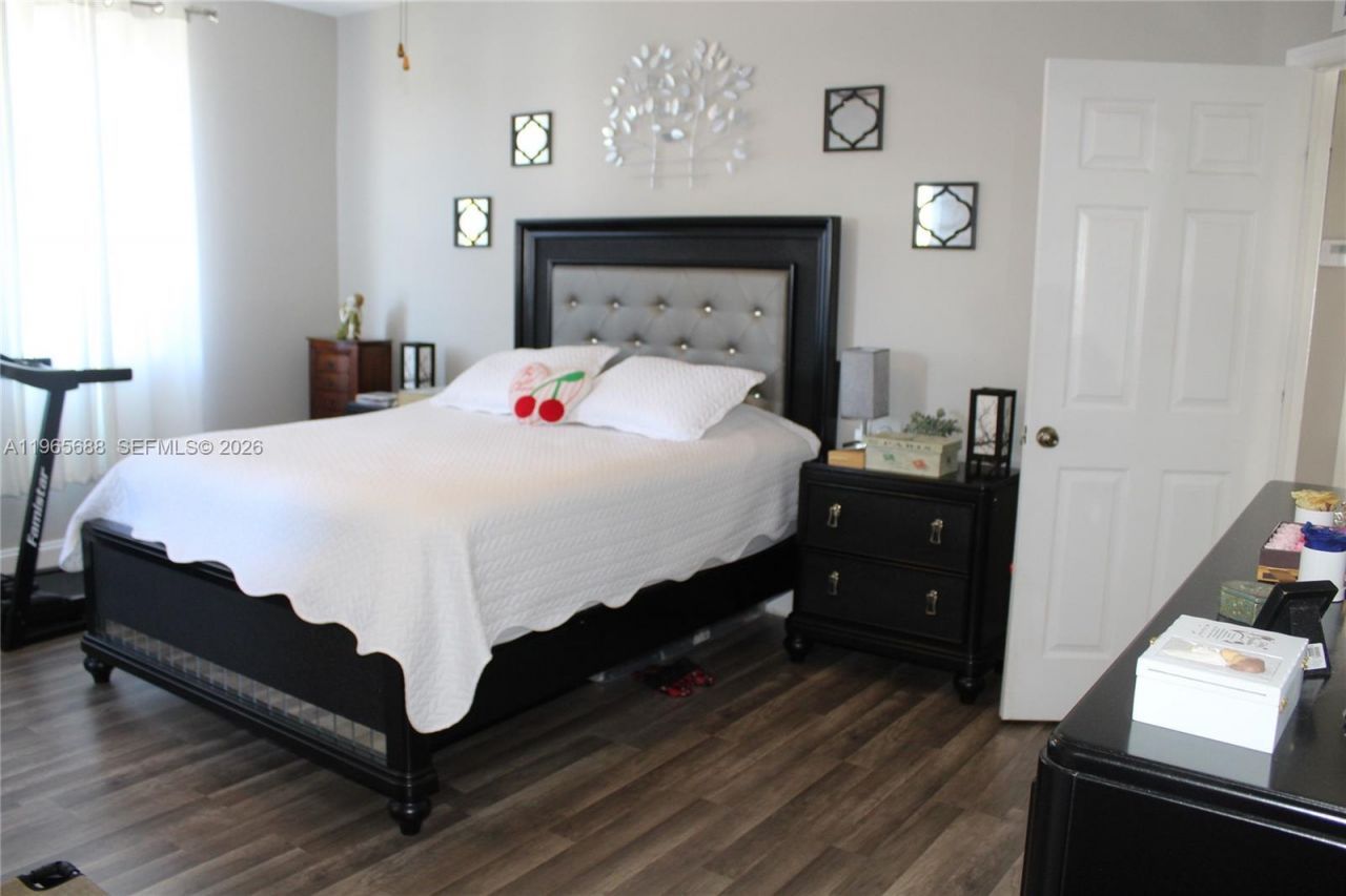 20135 SW 129th Ave, Miami, FL 33177 Photo