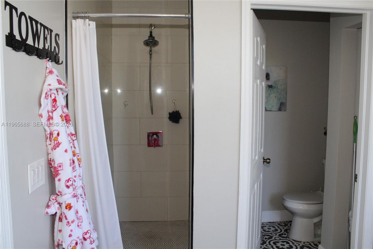 20135 SW 129th Ave, Miami, FL 33177 Photo