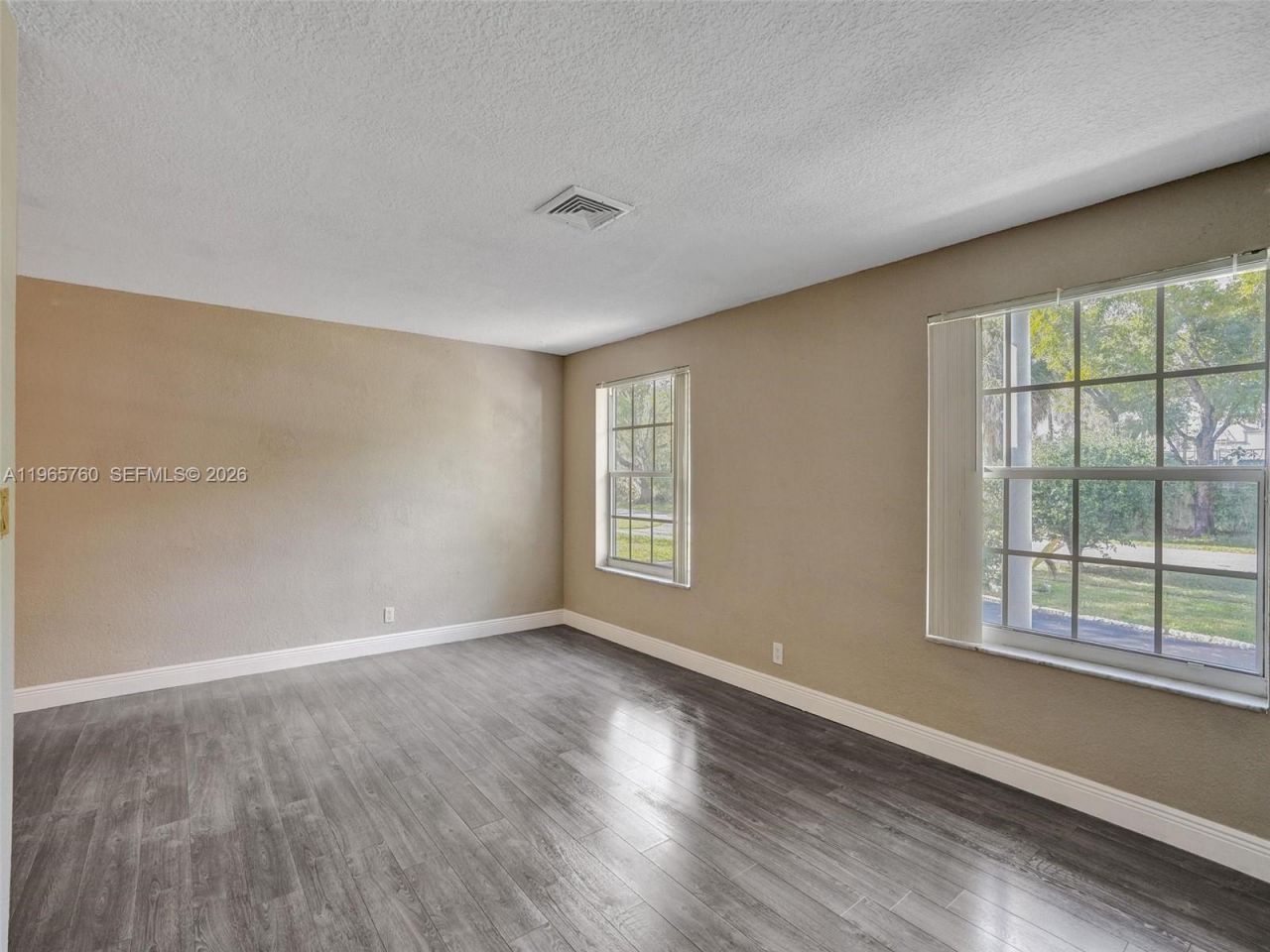 4330 NW 8th St, Plantation, FL 33317 Photo