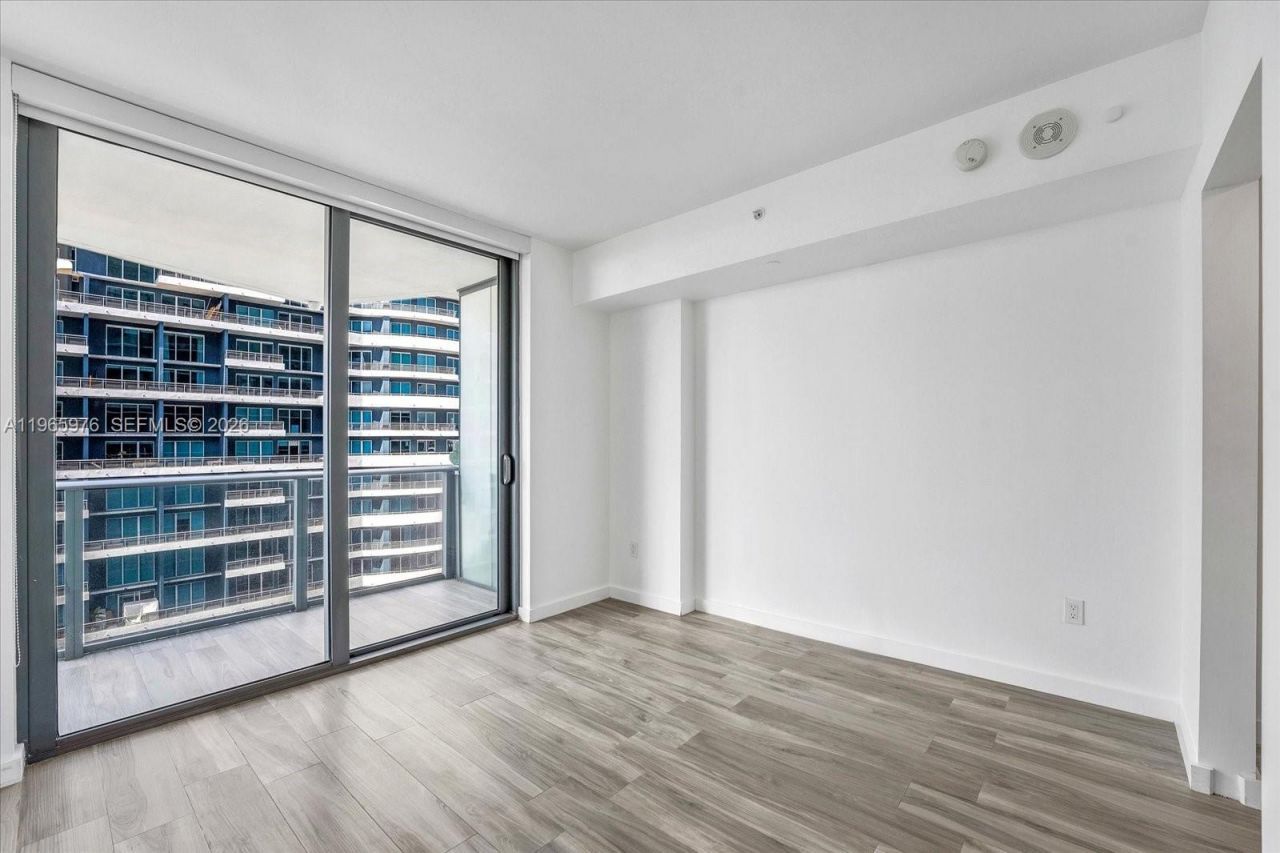 1300 S Miami Ave , Unit 4807, Miami, FL 33130 Photo