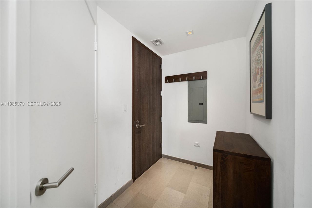 68 SE 6th St , Unit 1201, Miami, FL 33131 Photo