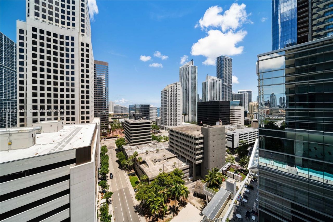 68 SE 6th St, Unit 1201, Miami, FL 33131 Photo