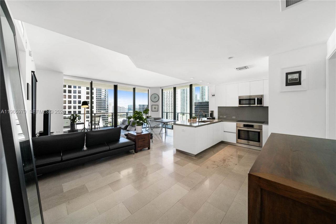 68 SE 6th St, Unit 1201, Miami, FL 33131 Photo