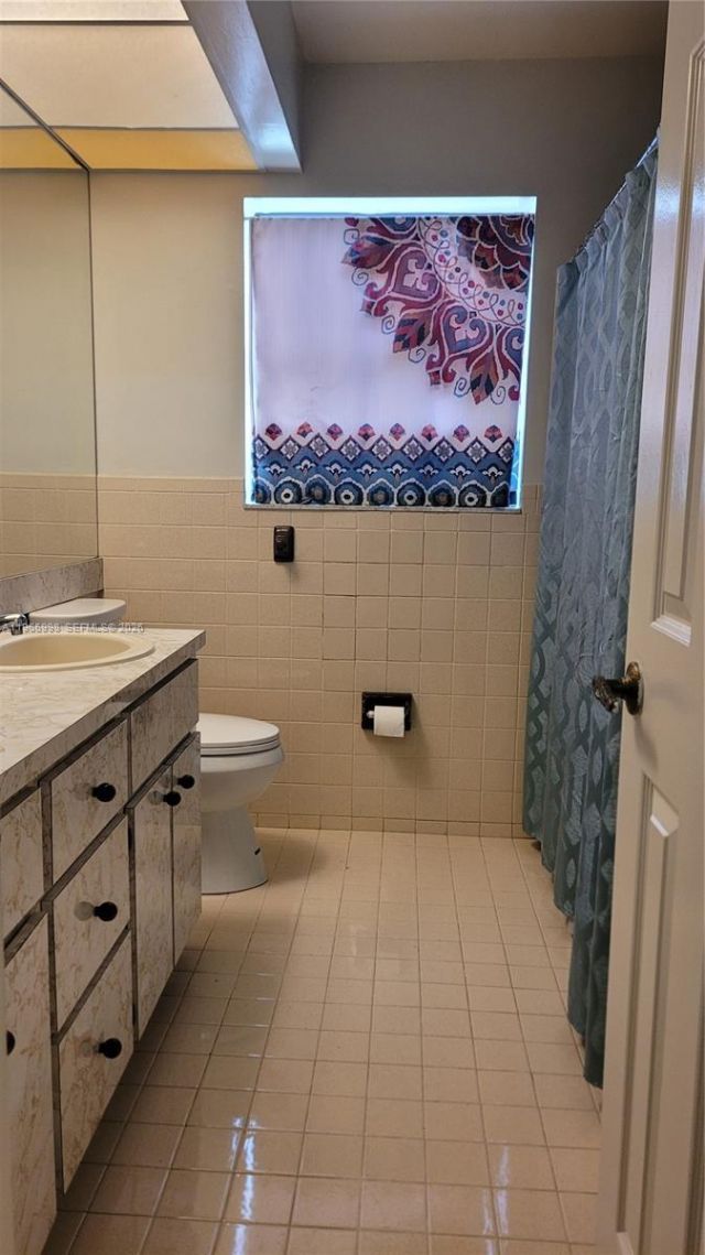 114 Sevilla Ave , Royal Palm Beach, FL 33411 Photo