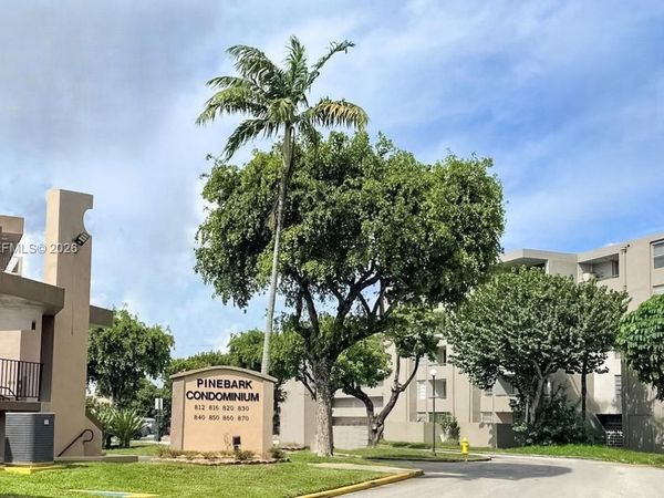 816 NW 87th Ave , Unit 305, Miami, FL 33172