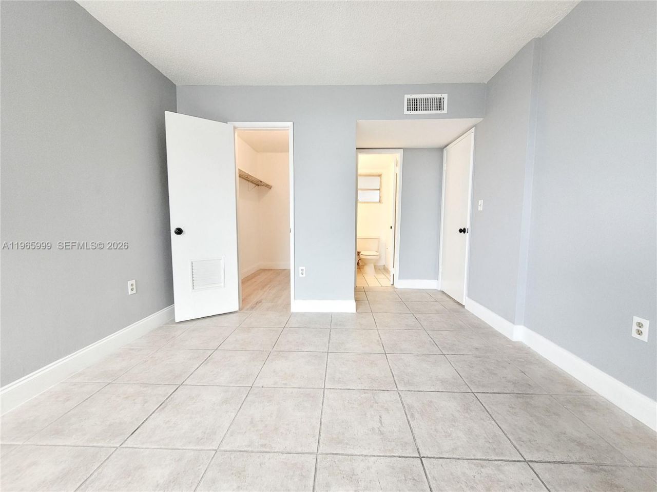 816 NW 87th Ave , Unit 305, Miami, FL 33172 Photo