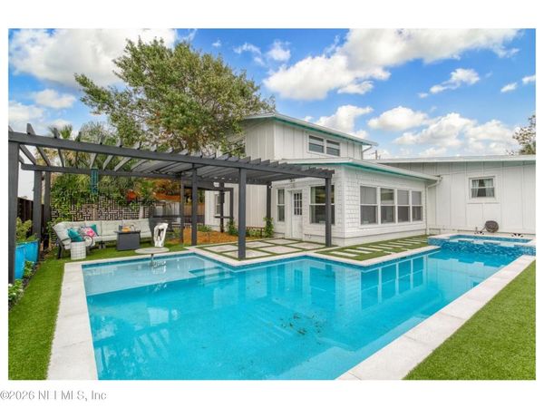 1602 7TH Street N, Jacksonville Beach, FL 32250