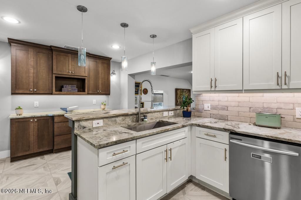 1602 7th Street N, Jacksonville Beach, FL 32250 Photo