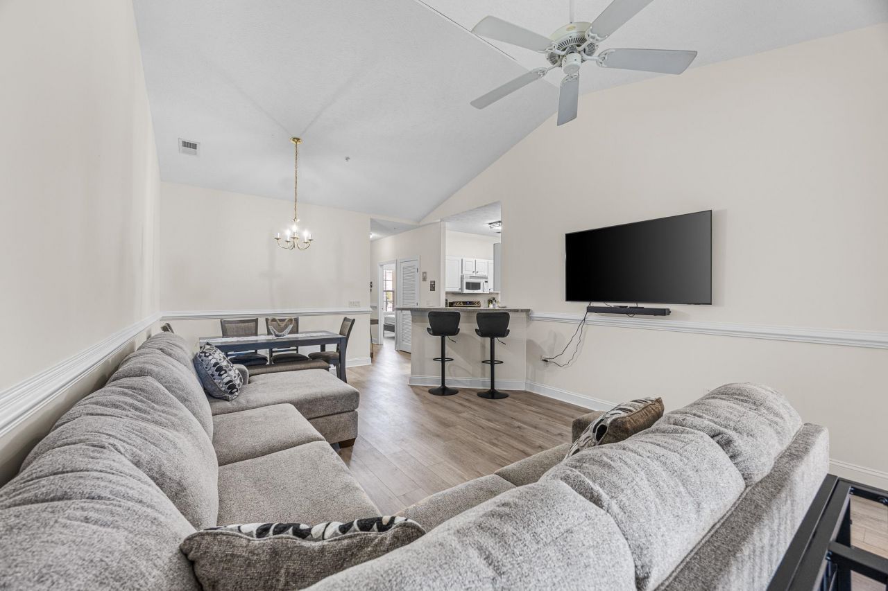 4933 Crab Pond Ct.  Photo 9