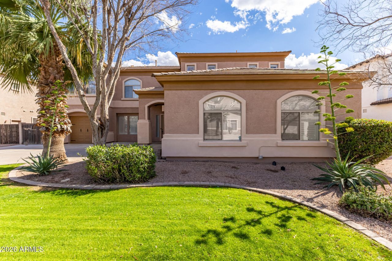 949 E Benrich Drive, Gilbert, AZ 85295 Main Photo
