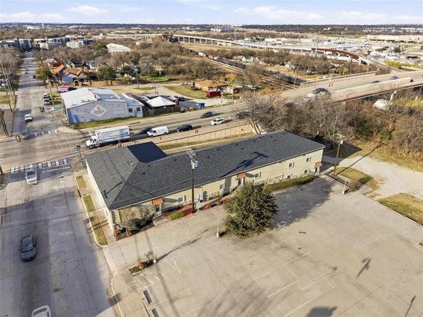 1301 E Weatherford Street, Fort Worth, TX 76102