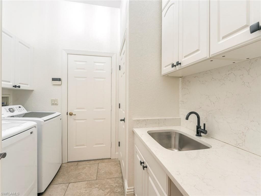 9142 Hollow Pine Dr, Estero, FL 34135 Photo