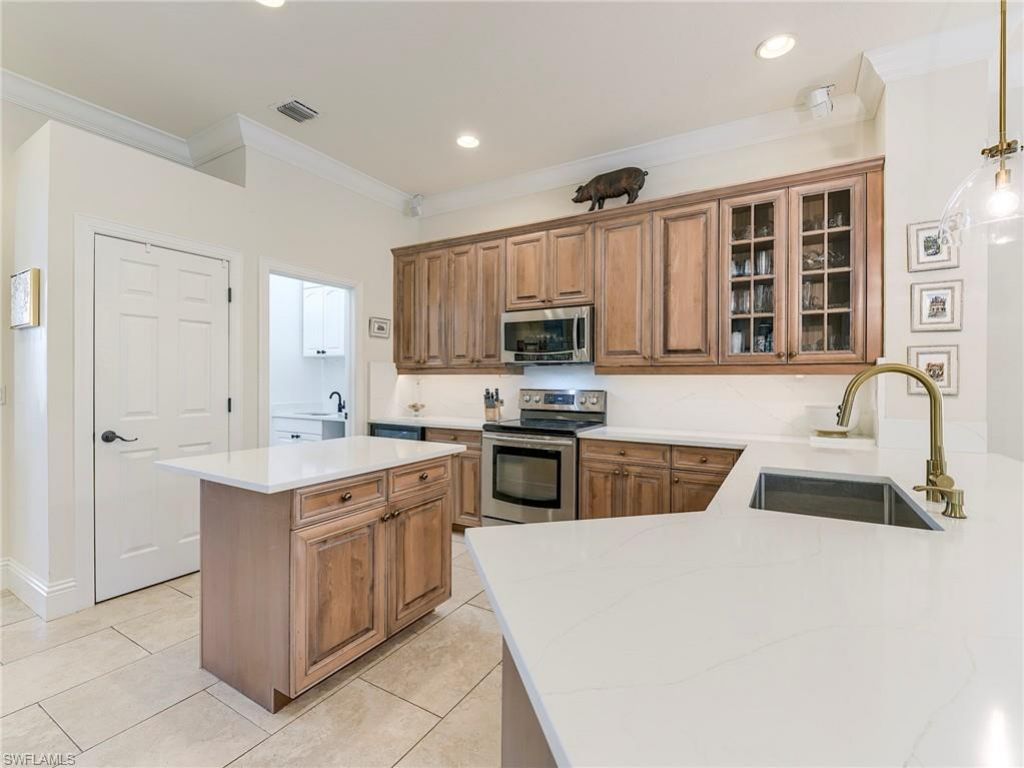 9142 Hollow Pine Dr, Estero, FL 34135 Photo