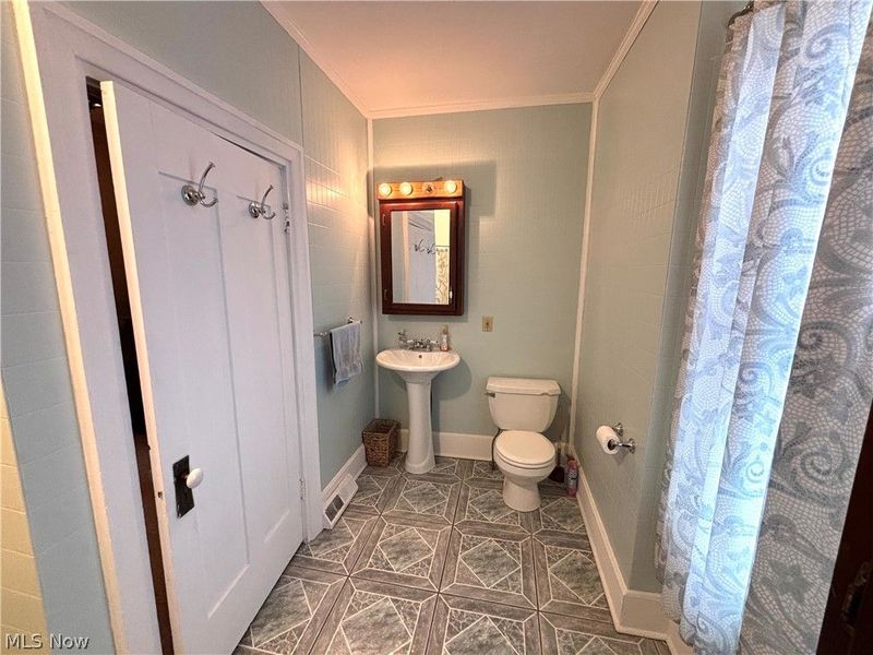 226 S Elm Street, Columbiana, OH 44408 Photo 34