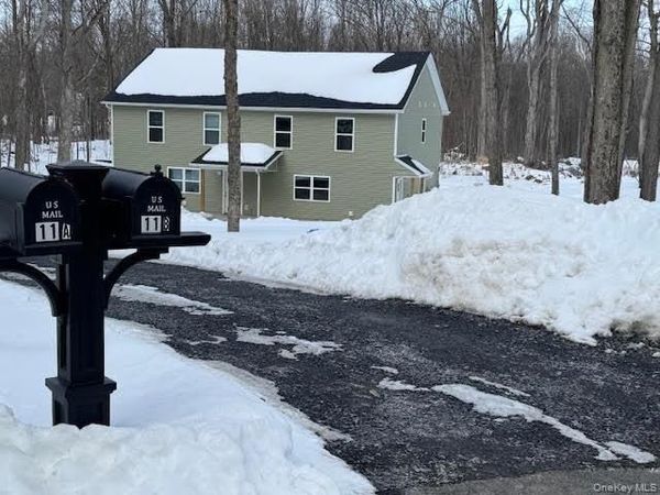 11 Alexandra Matthews Road , Unit B, Wallkill, NY 12589