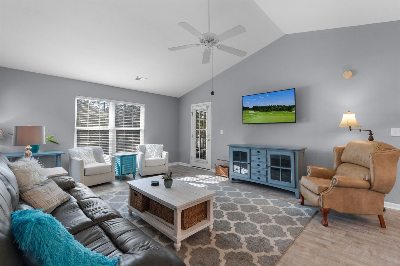 715 Blue Stem Dr. Photo 13