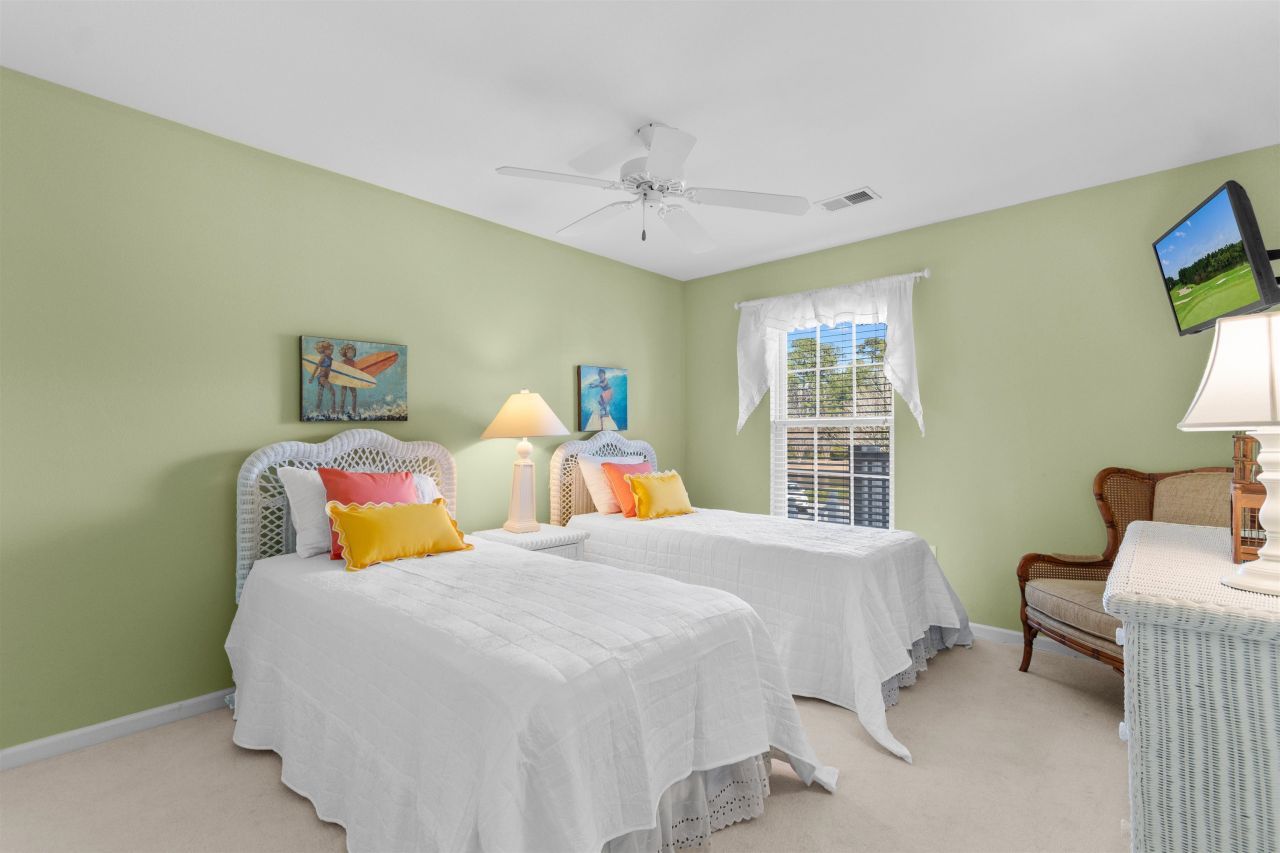 715 Blue Stem Dr. Photo 26