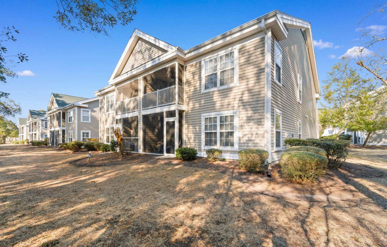 715 Blue Stem Dr. Photo 32