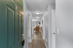 715 Blue Stem Dr. photo 4