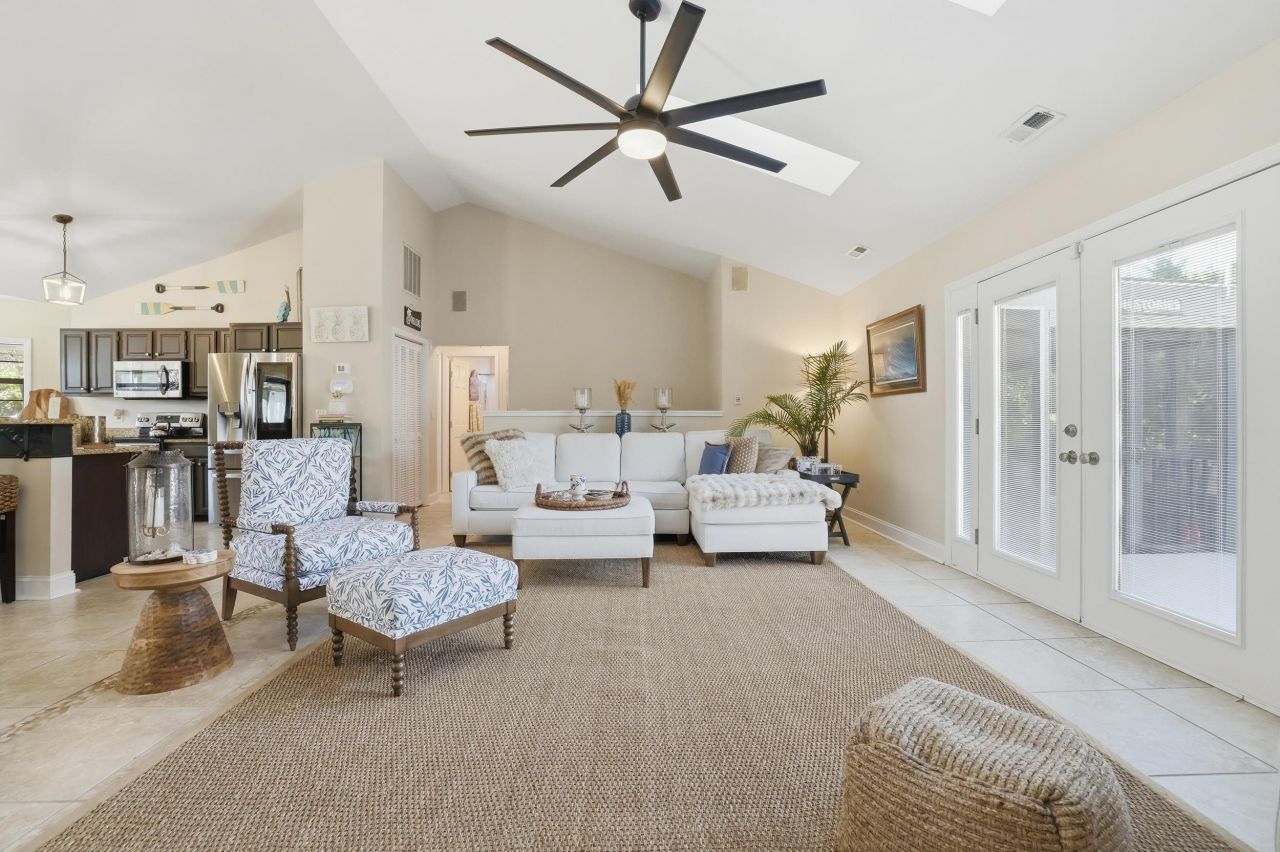 2226 Dykman Circle Photo 13