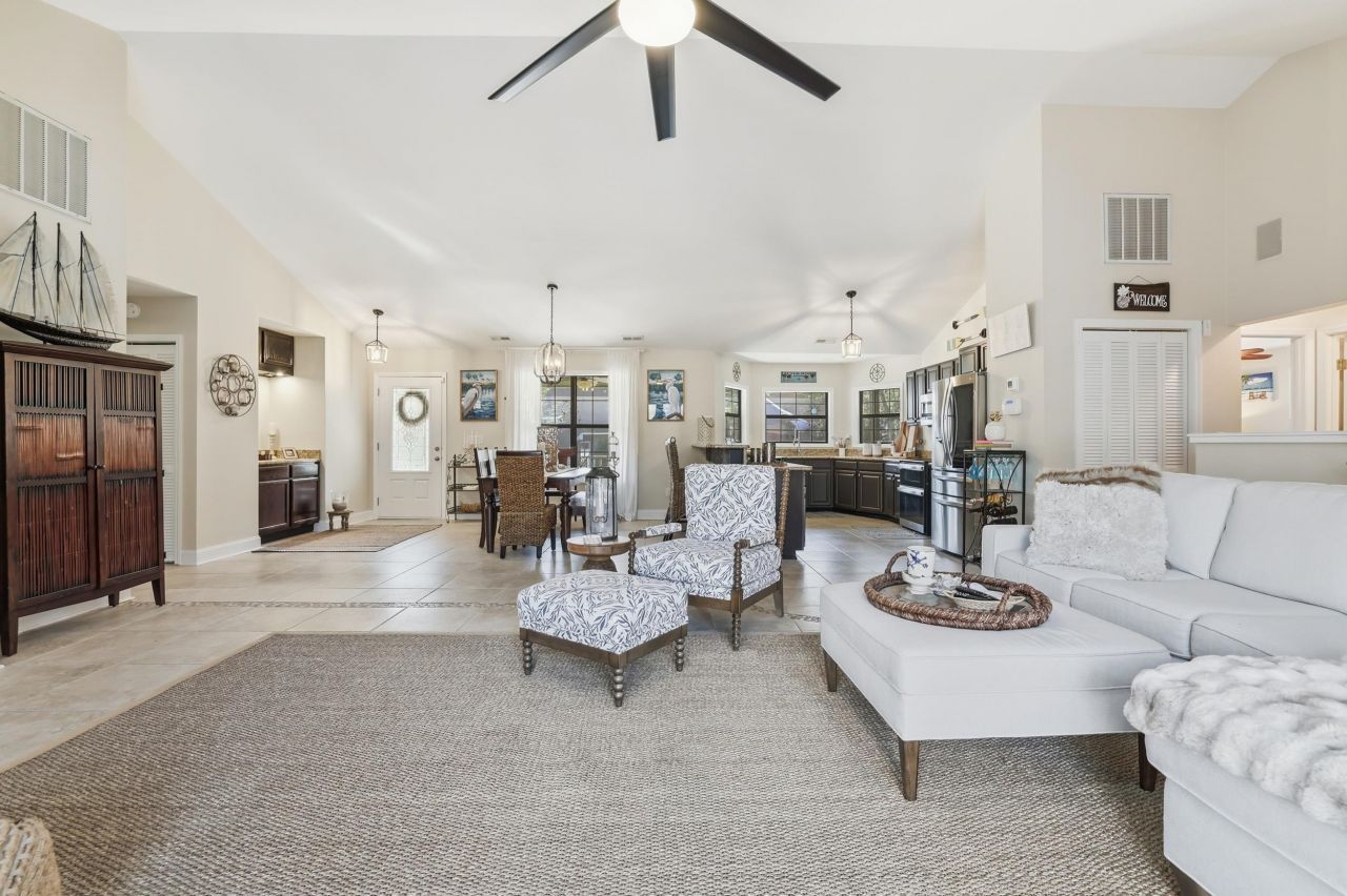 2226 Dykman Circle Photo 15