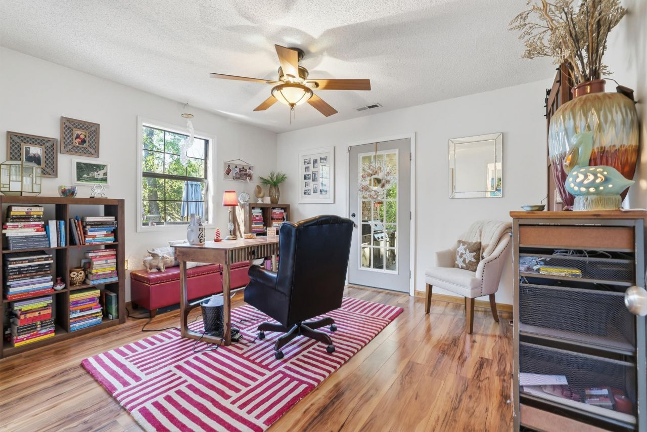 2226 Dykman Circle Photo 24