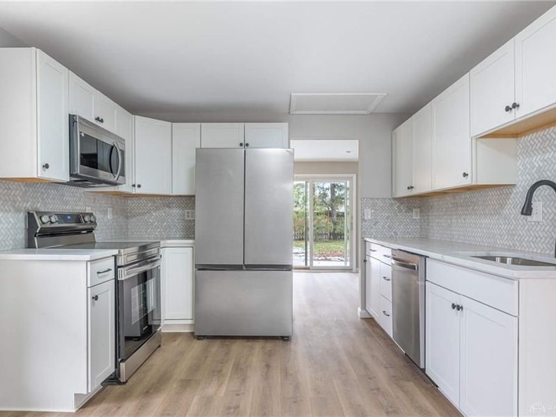 211 Whittington Drive, Centerville, OH 45459 Photo 13