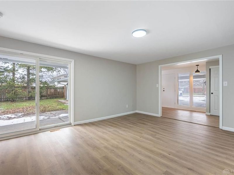 211 Whittington Drive, Centerville, OH 45459 Photo 6