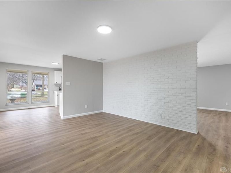 211 Whittington Drive, Centerville, OH 45459 Photo 9