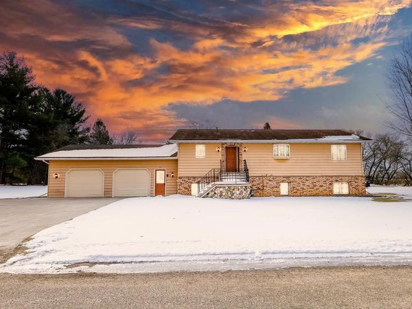 111 E SOUTH STREET, Plainfield, WI 54966