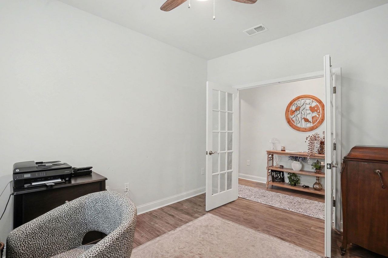 1233 Coneflower Way Photo 15