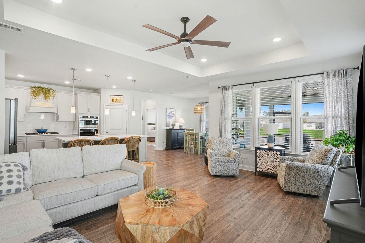 1233 Coneflower Way Photo 6