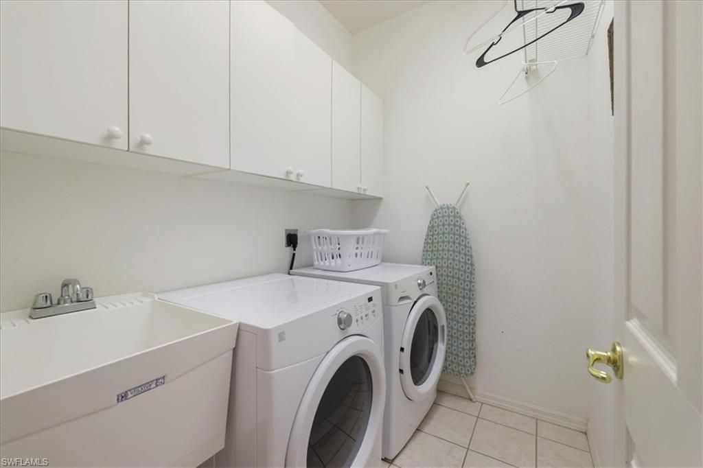 7685 Bay Lake Dr, Fort Myers, FL 33907 Photo