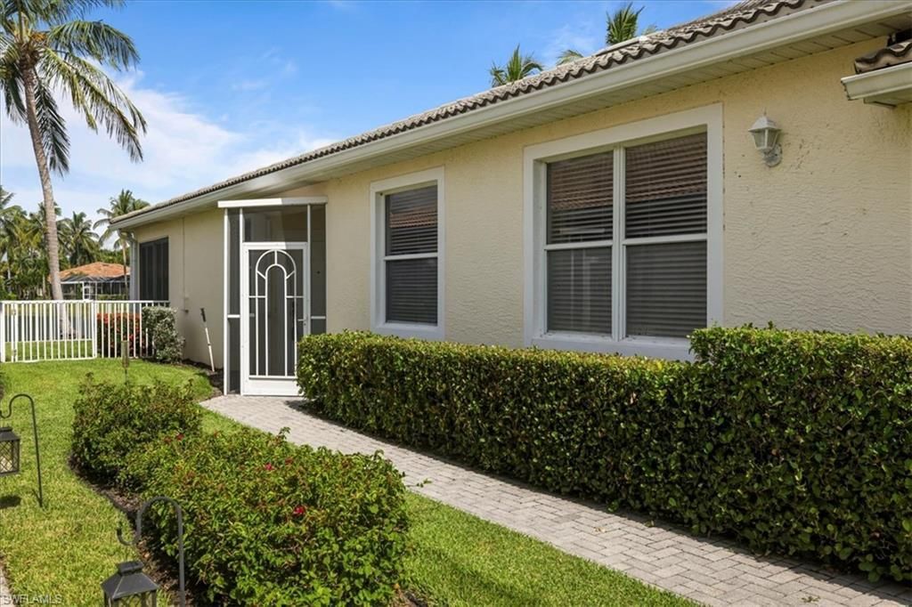 7685 Bay Lake Dr, Fort Myers, FL 33907 Photo