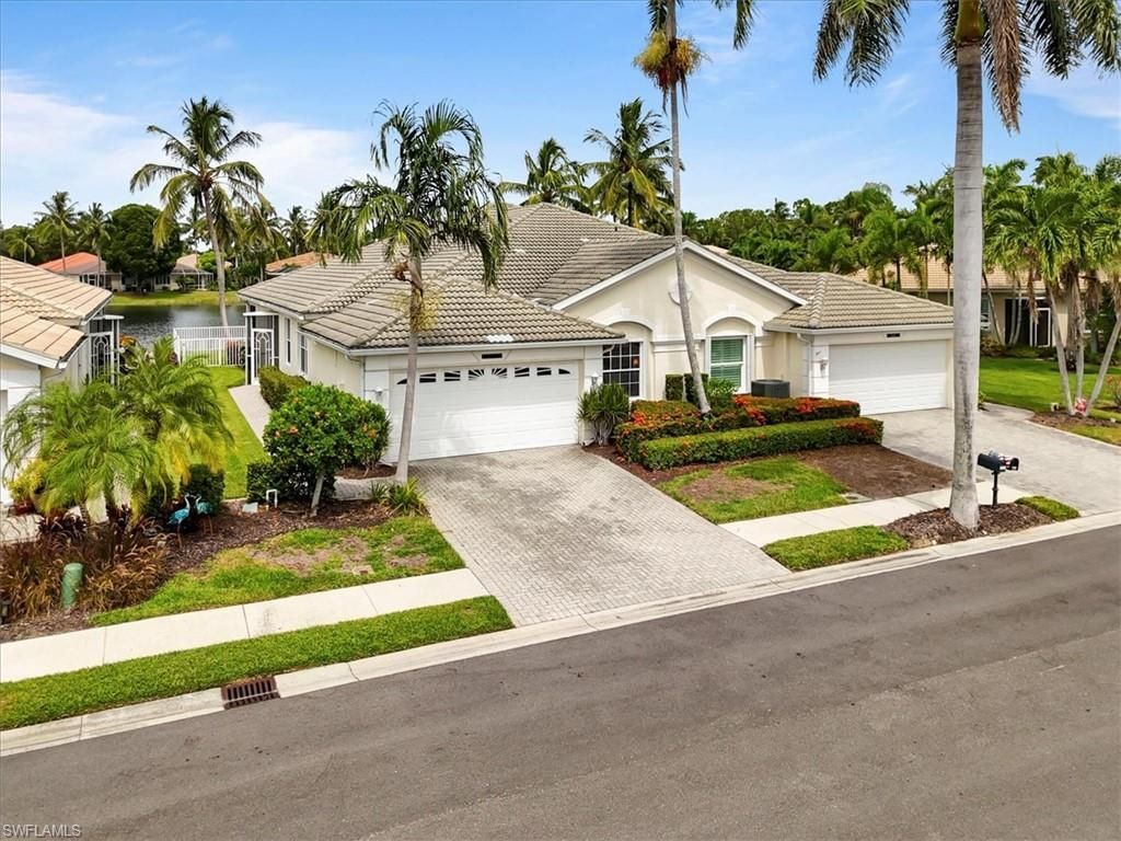 7685 Bay Lake Dr, Fort Myers, FL 33907 Photo