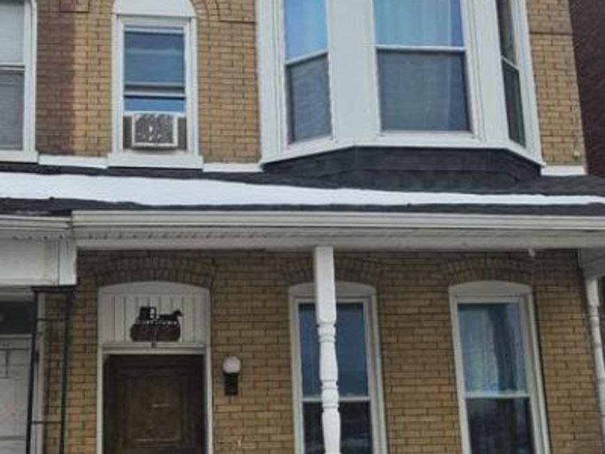 912 Clayton Avenue, York, PA 17401 Main Photo