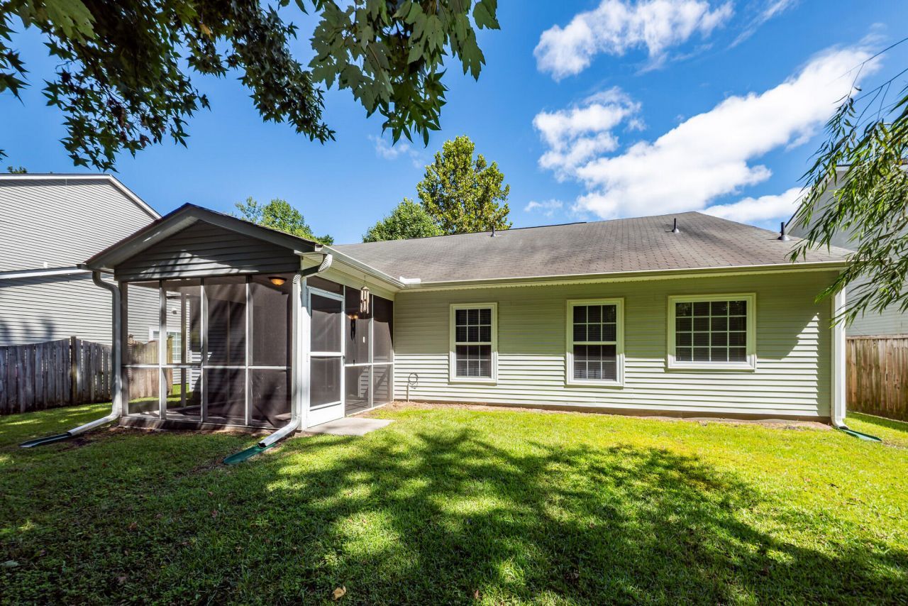 5009 Wigmore Street Photo 27