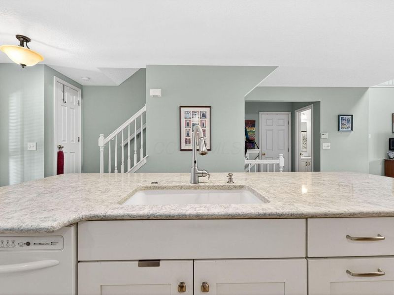 5987 Dunabbey Loop, Dublin, OH 43017 Photo 14