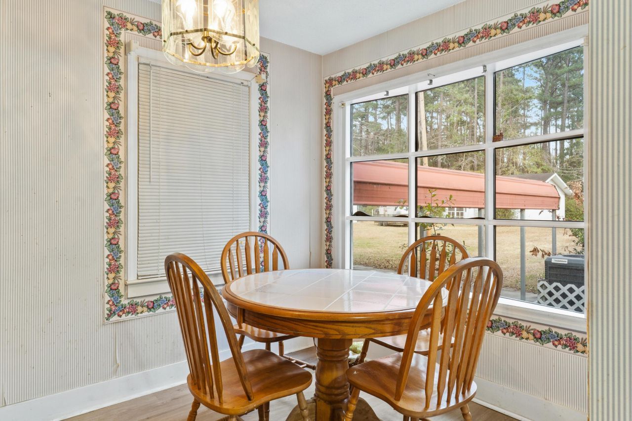 751 North Street Photo 14