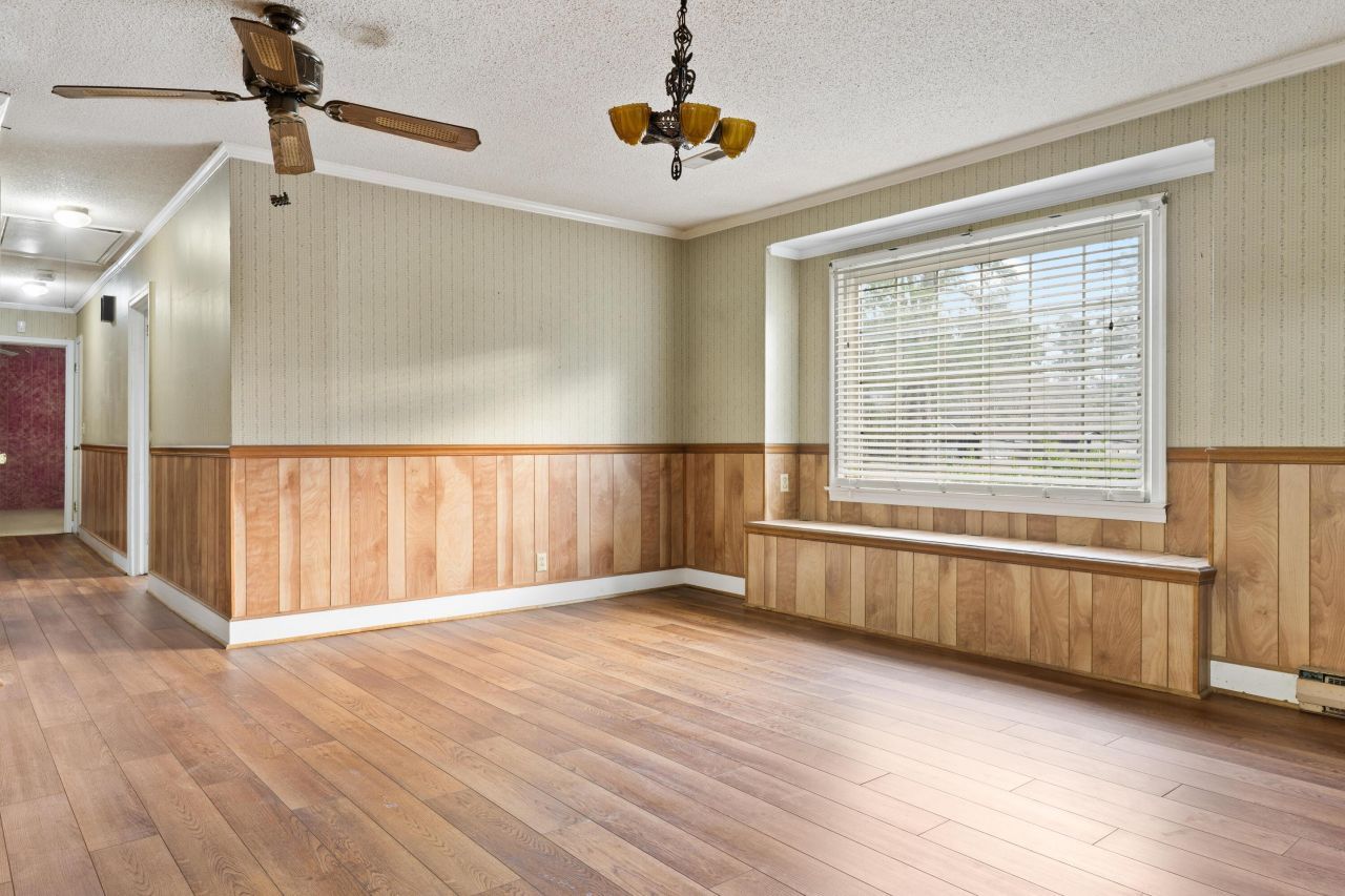 751 North Street Photo 8