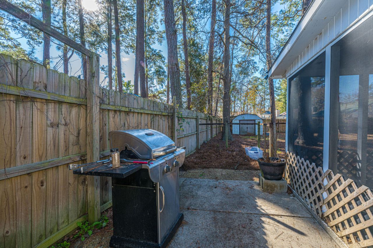 204 Corsair Street Photo 18