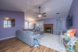 204 Corsair Street photo 4