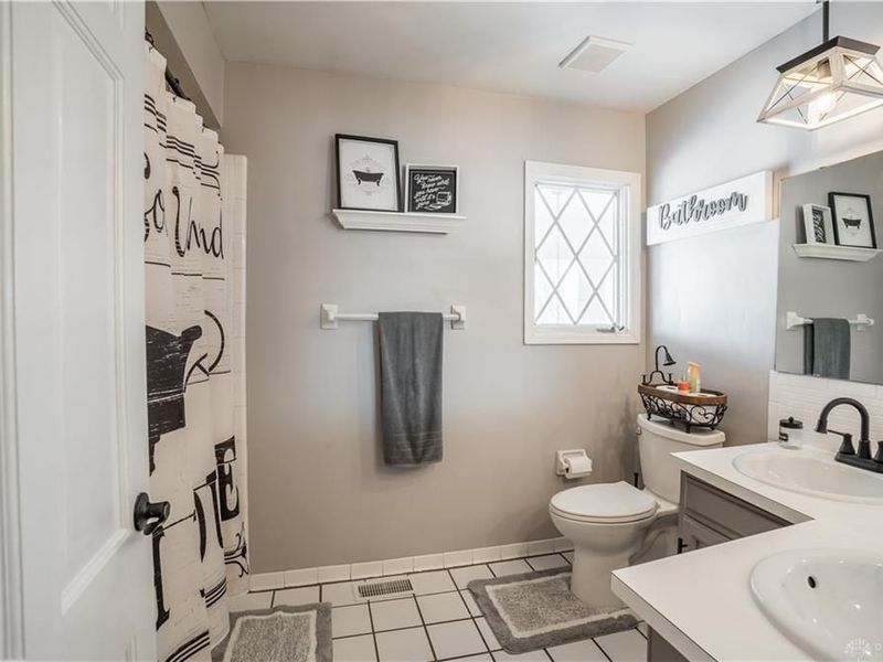 5914 Lynnaway Drive, Dayton, OH 45415 Photo 23