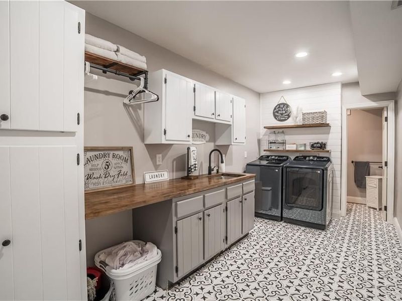 5914 Lynnaway Drive, Dayton, OH 45415 Photo 45