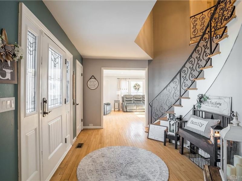 5914 Lynnaway Drive, Dayton, OH 45415 Photo 6