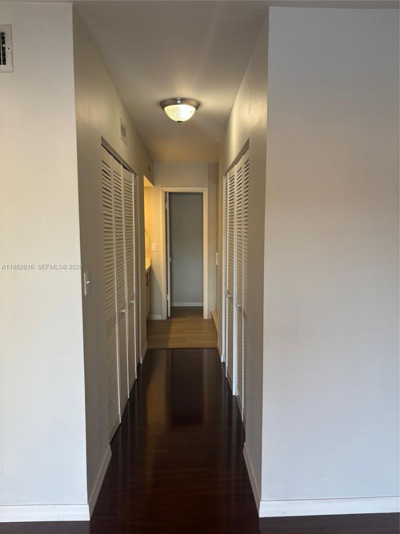 6417 Windmill Gate Rd , Miami Lakes, FL 33014 Photo